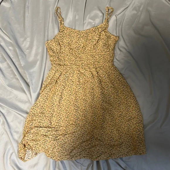 American Eagle Yellow Floral Print Sundress American Eagle Yellow Floral Print Sundress